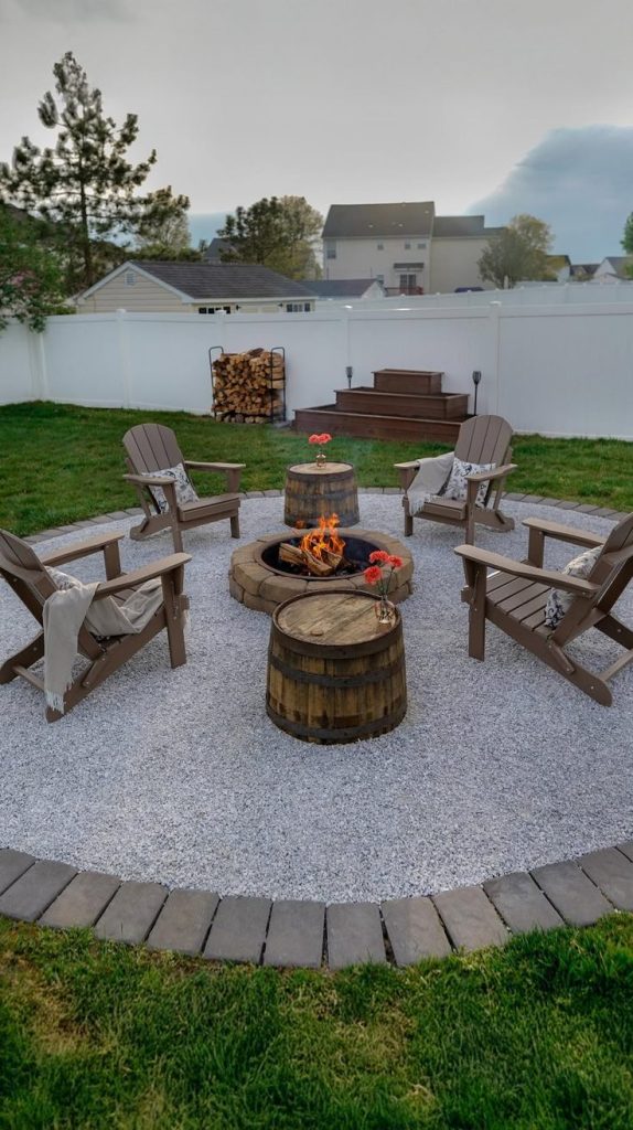 37+ Simple Backyard Fire Pit Ideas for Cozy Gathering Spots - Grow Your ...