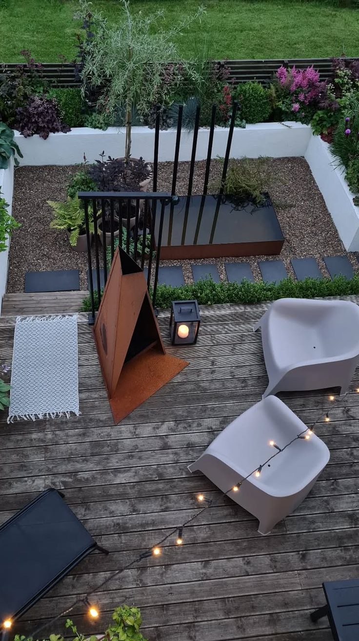 Image showcasing Small yard design ideas