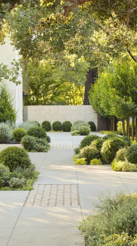 29+ Simple & Refreshing Courtyard Garden Design Ideas - Grow Your Yard
